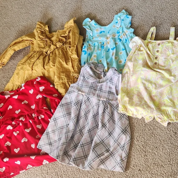 Colorful Baby Clothing Bundle - Picture 3 of 10